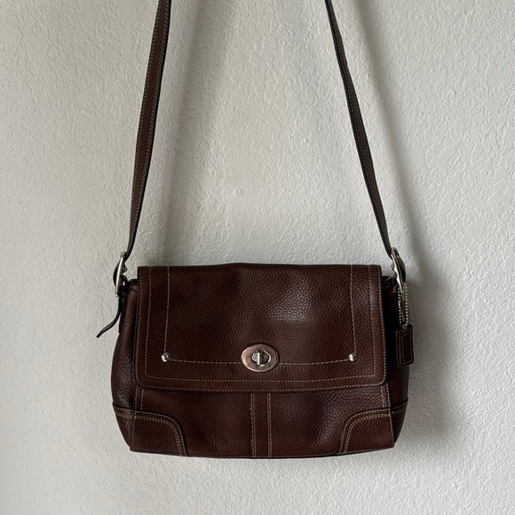 Coach‎ Hamilton Crossbody - Picture 1 of 9